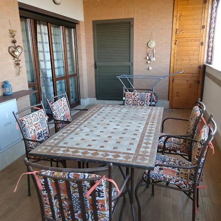 Casa Di Cesare Appartement Fiumicino Buitenkant foto
